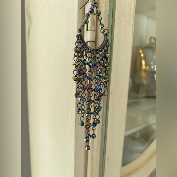 Paparazzi Gunmetal Metro Confetti Oil Spill Multi Color Tear Drop Earrings - Picture 3 of 10